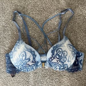 Very Sexy Front Close Push-up